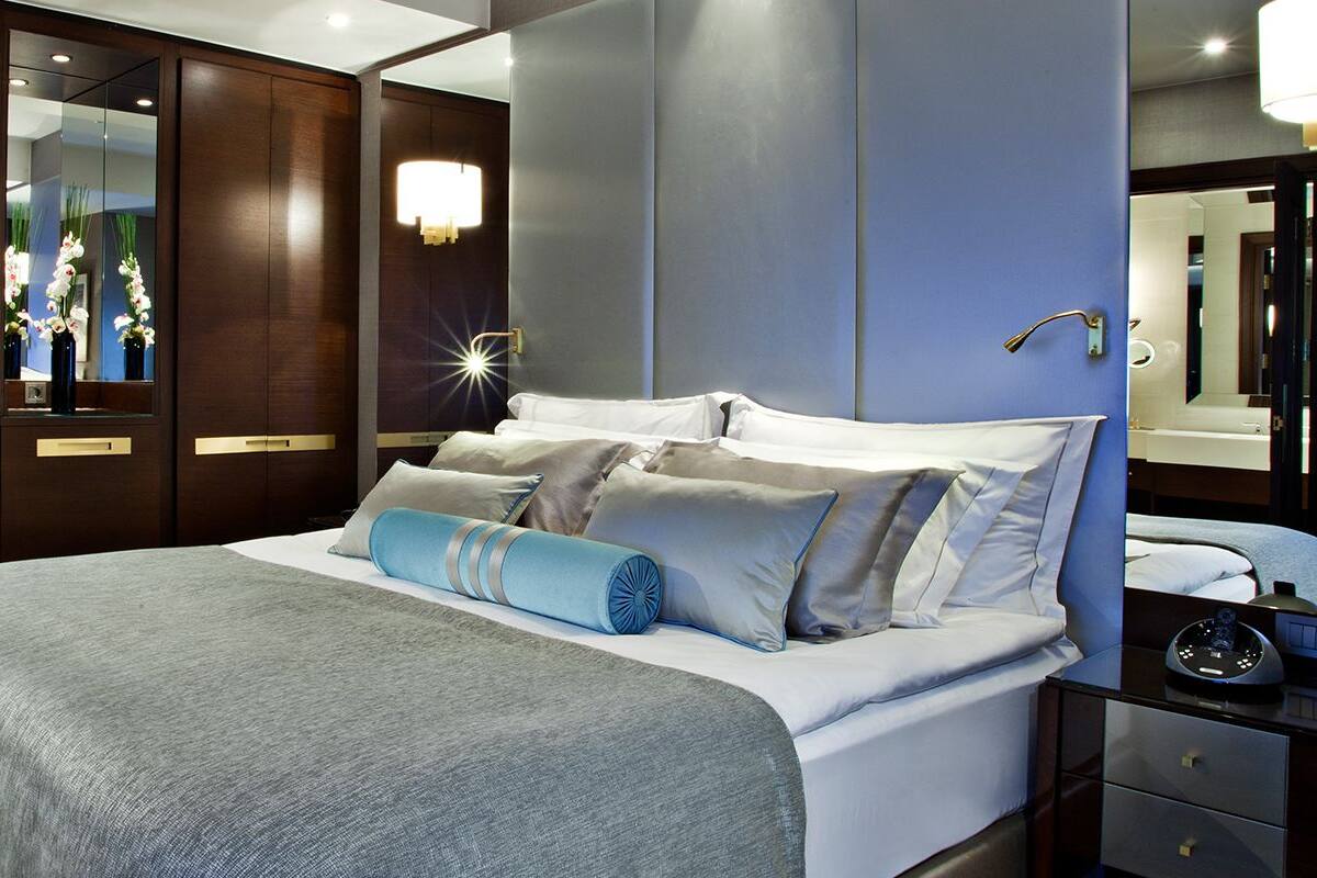 Classic Room | Premium bedding, Tempur-Pedic beds, minibar, in-room safe