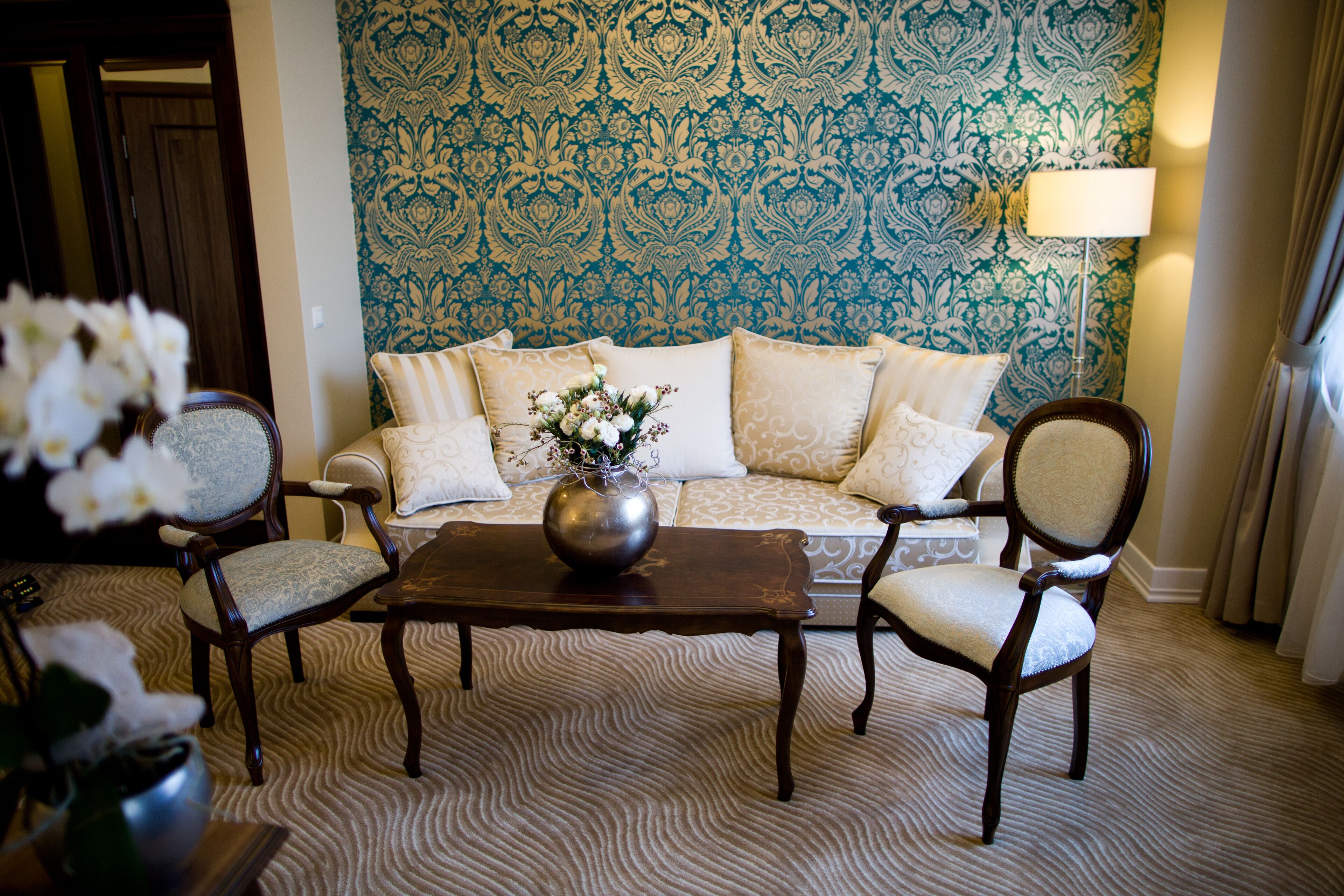 junior suite | living room | tv