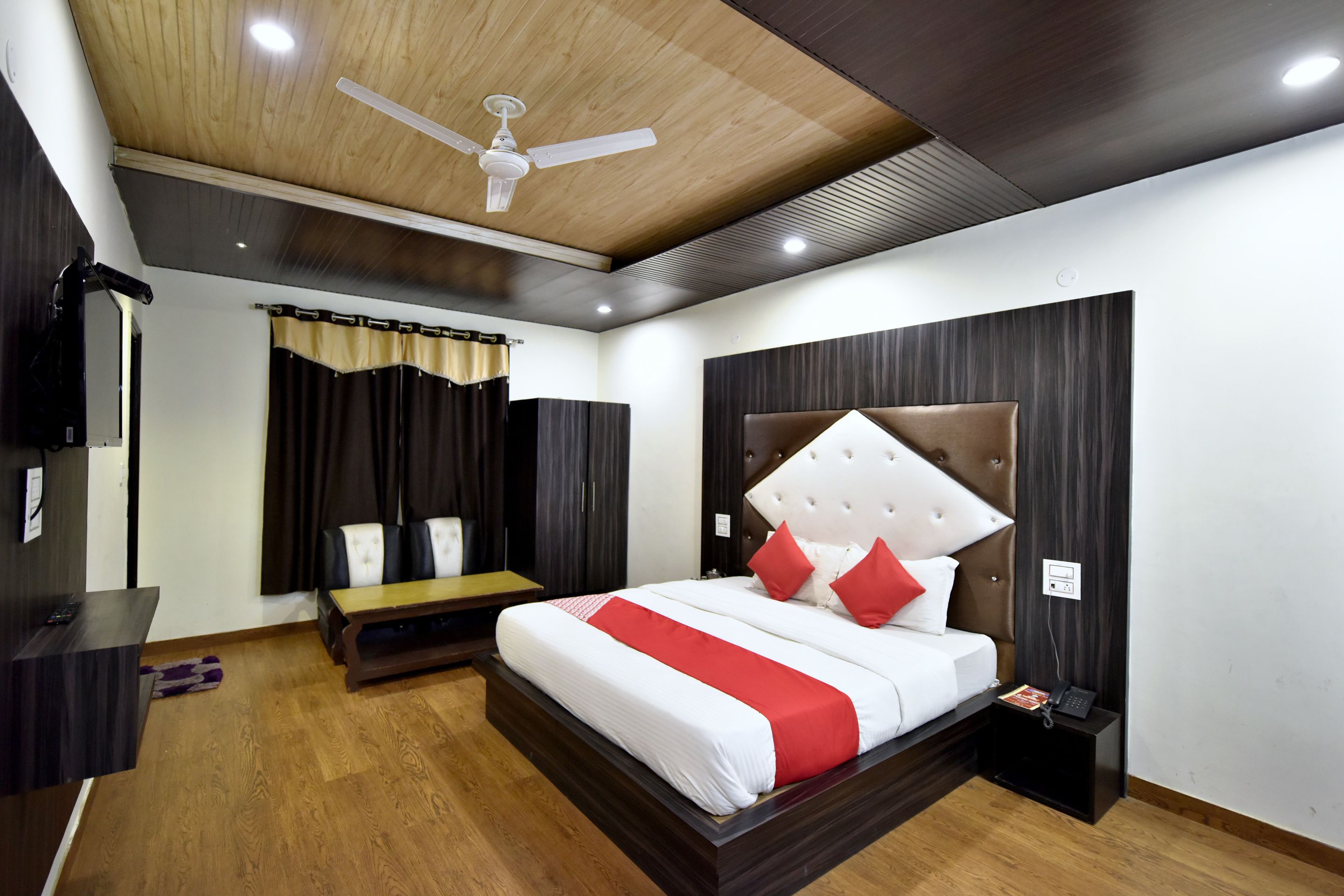 Premium bedding, memory foam beds, desk, free wired internet