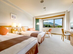 Twin Room, Non Smoking ( 2 Person) | In-room safe, blackout drapes, free WiFi, bed sheets - Hotel Green Plaza Hakone (Hakone)