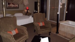 Honeymoon Suite - Bains Lodge (Bloemfontein)
