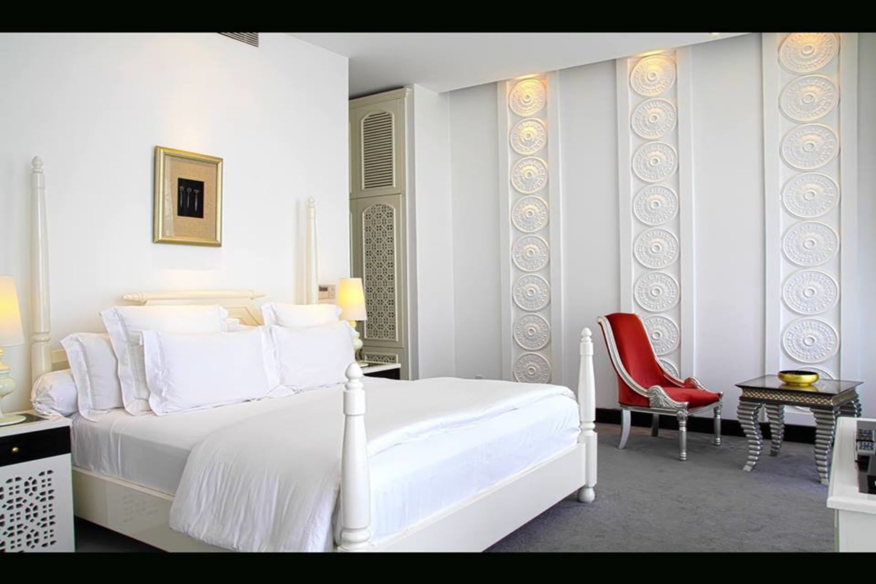 In-room safe, individually decorated, individually furnished, desk