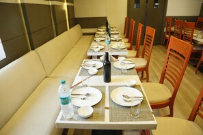 Free daily cooked-to-order breakfast