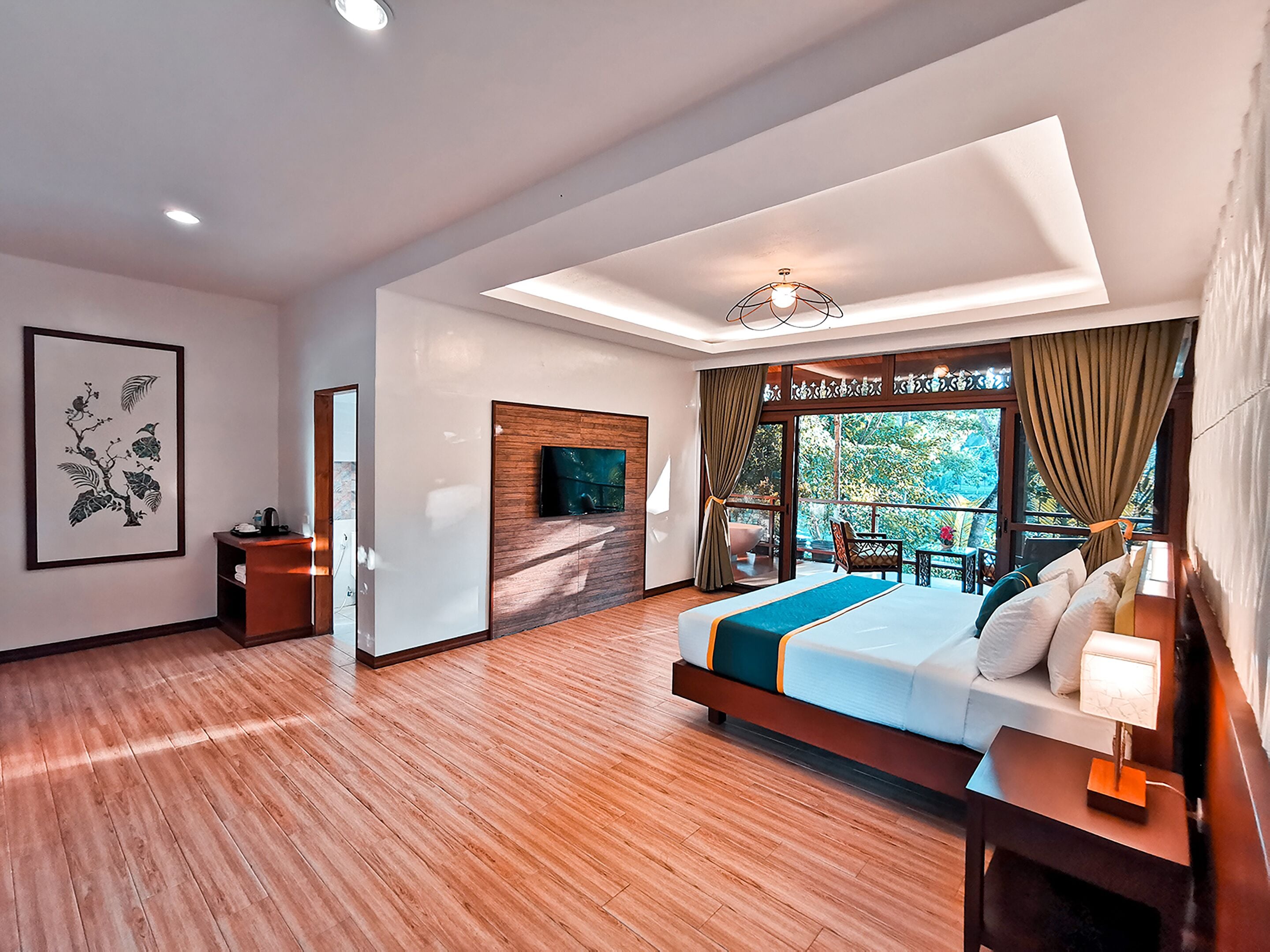 premier room, bathtub, river view | 1 bedroom, premium bedding, down duvets, select comfort beds