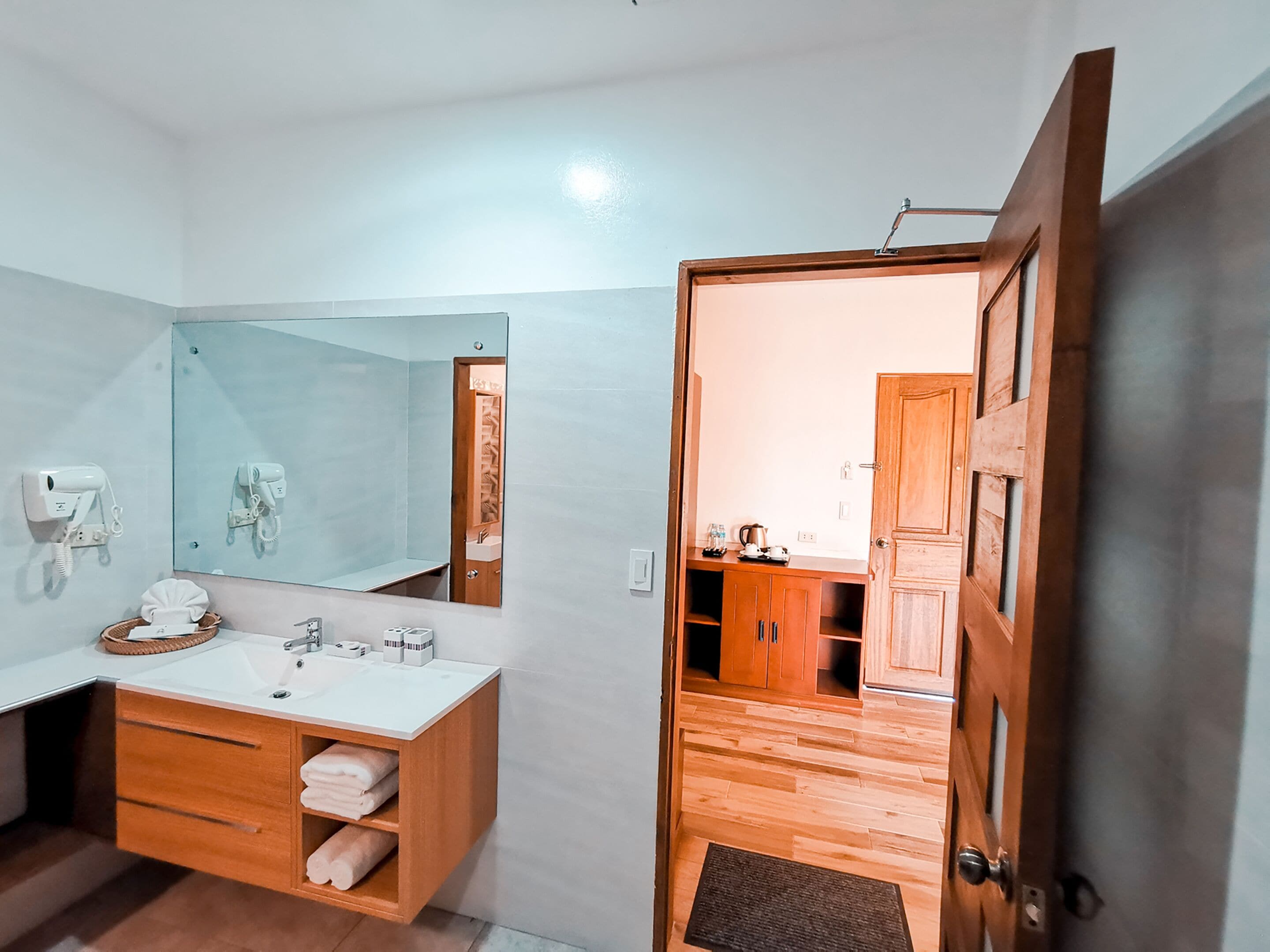 premier room, hill view | bathroom | free toiletries, hair dryer, slippers, bidet