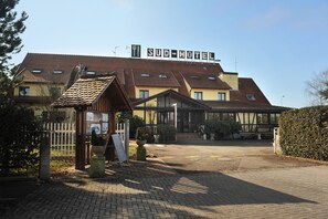 Front of property - Sud Hôtel (Huttenheim)