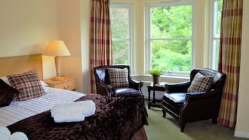 Superior Double Room | Desk, iron/ironing board, free WiFi, bed sheets