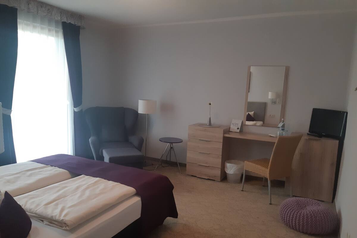 Double Room | Hypo-allergenic bedding available, desk, cribs (surcharge)