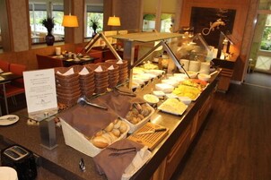 Desayuno buffet incluido todos los días 