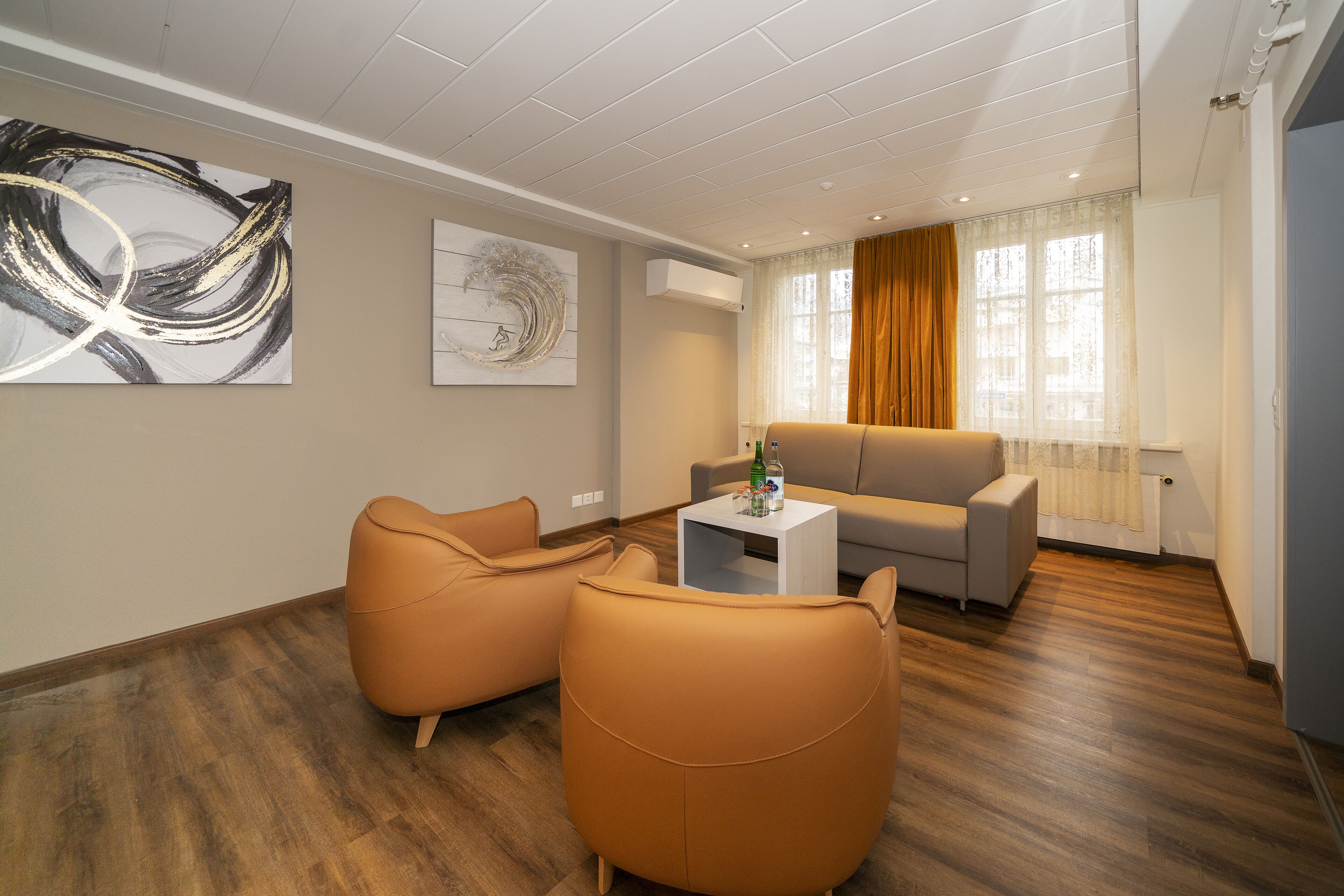 junior suite, 2 bedrooms, refrigerator | living area | 80-cm flat-screen tv with digital channels, tv, toys