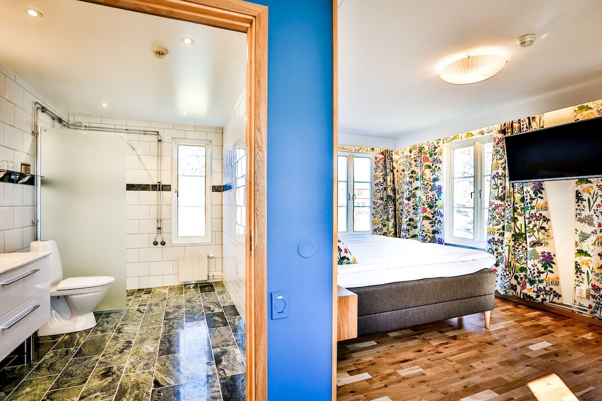 Zimmersafe, individuell dekoriert, individuell eingerichtet