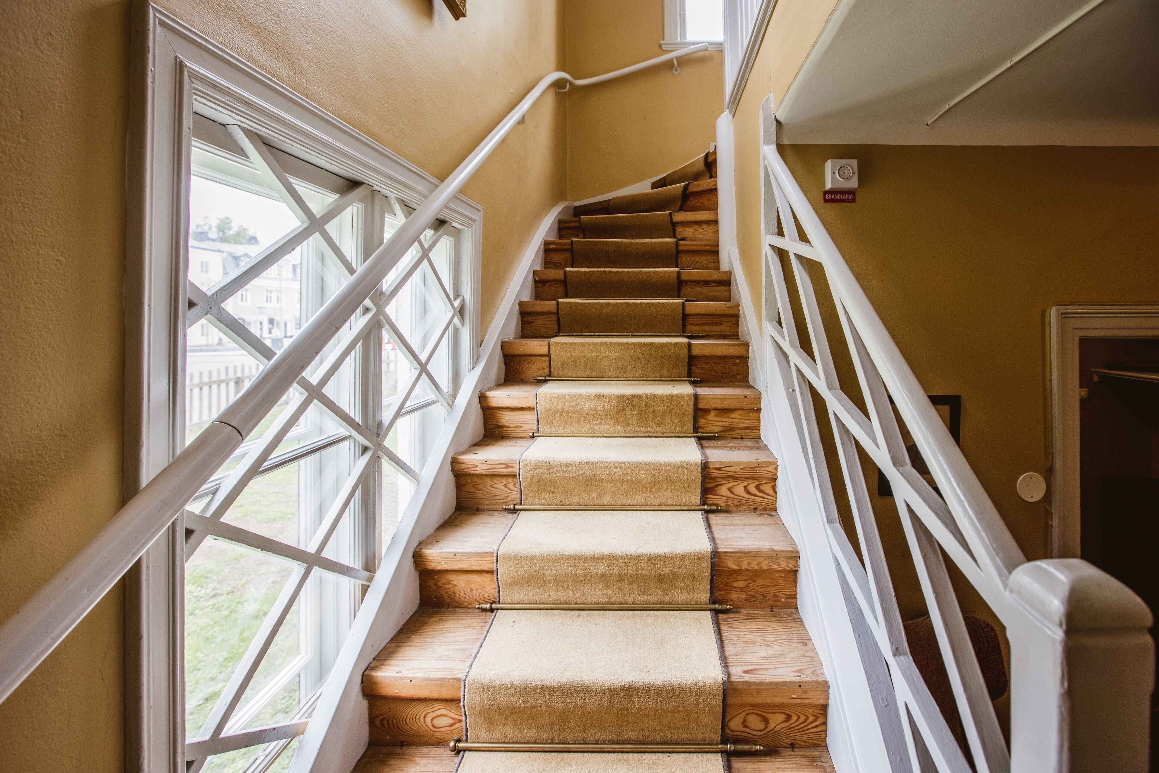 basic double or twin room - 2 twin beds - with a walk | 1 bedroom, in-room safe, individually decorated, individually furnished