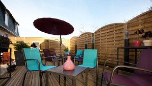 Terrace/patio - Logis Hotel Beausejour (Erquy)