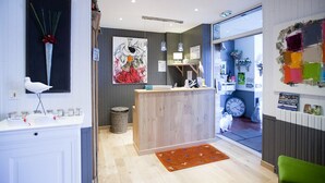 Reception - Logis Hotel Beausejour (Erquy)