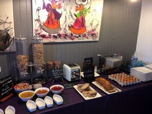 Daily buffet breakfast for a fee