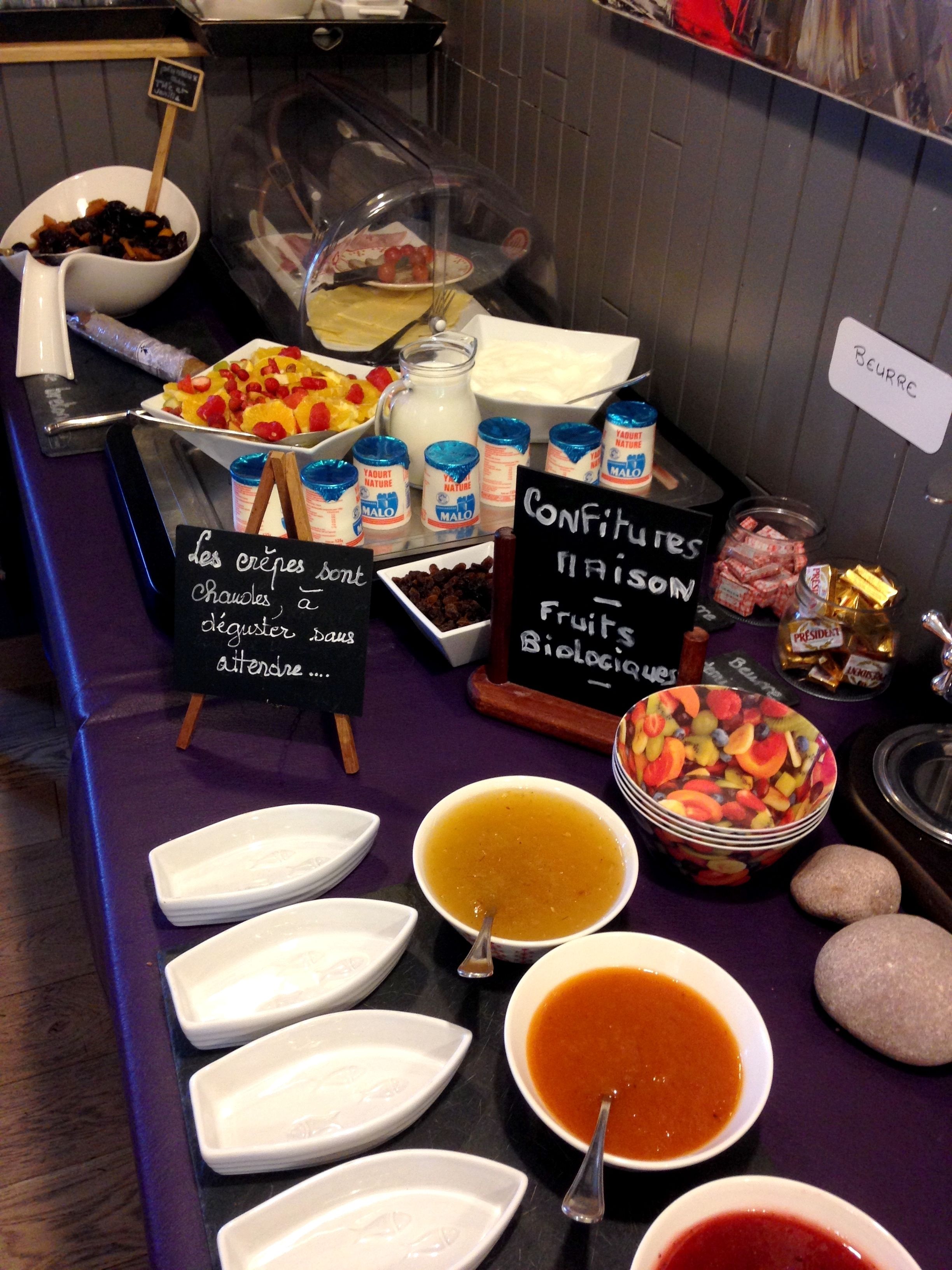 daily buffet breakfast (eur 14 per person)