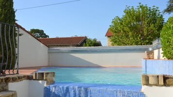 Piscina stagionale all'aperto