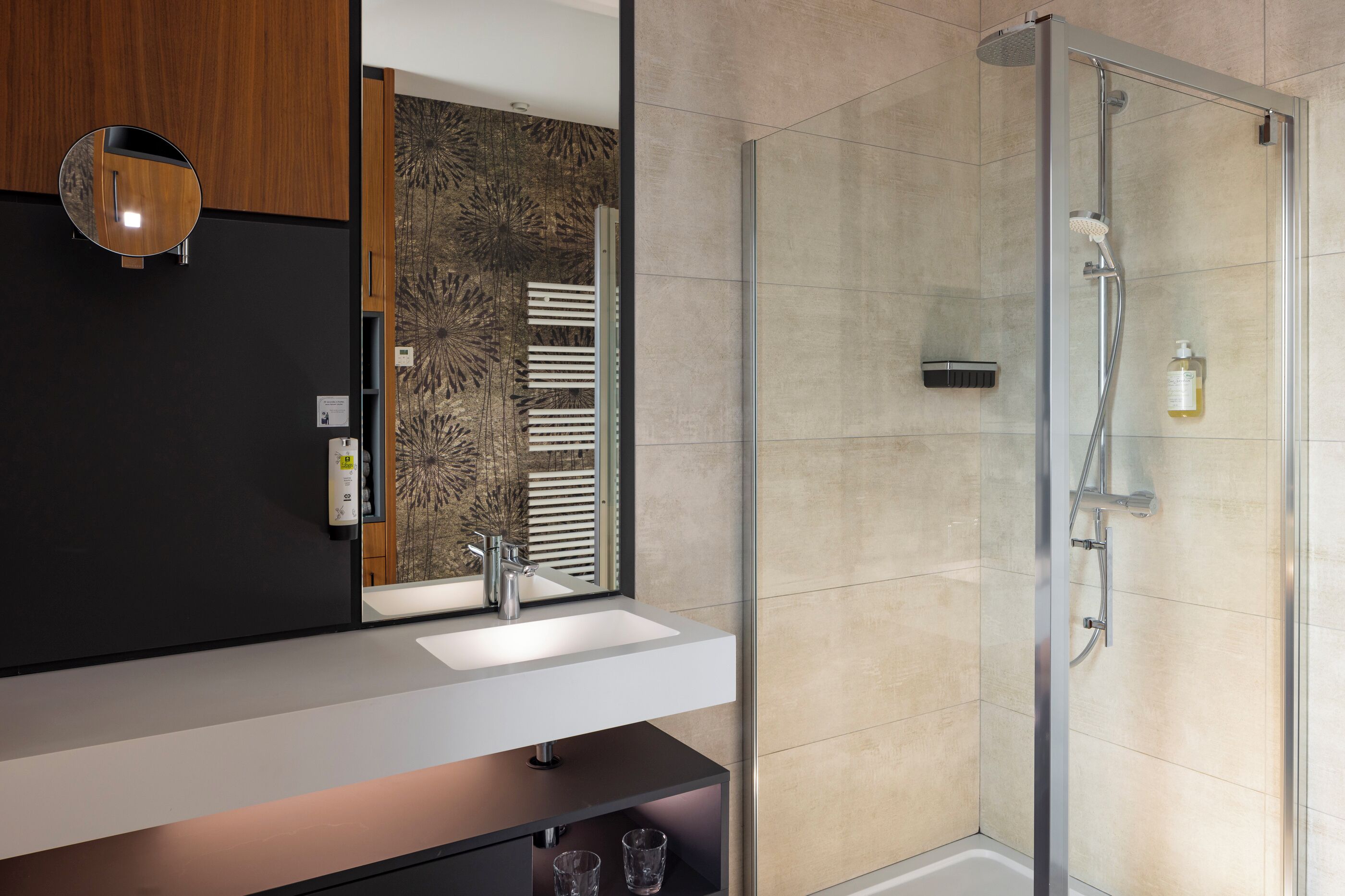 premium twin room | bathroom | free toiletries, hair dryer, towels