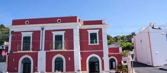 Albergo Residence Villa a Mare