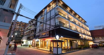 The Golden Ville Boutique Hotel & Spa