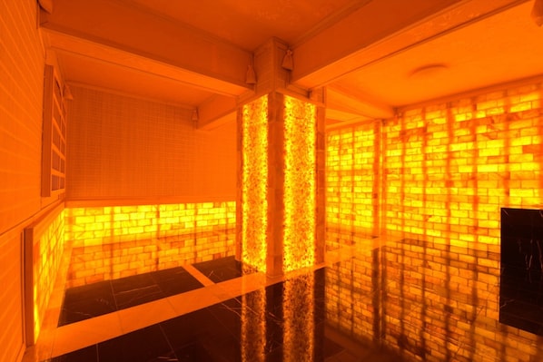 Steam room, Thai massages