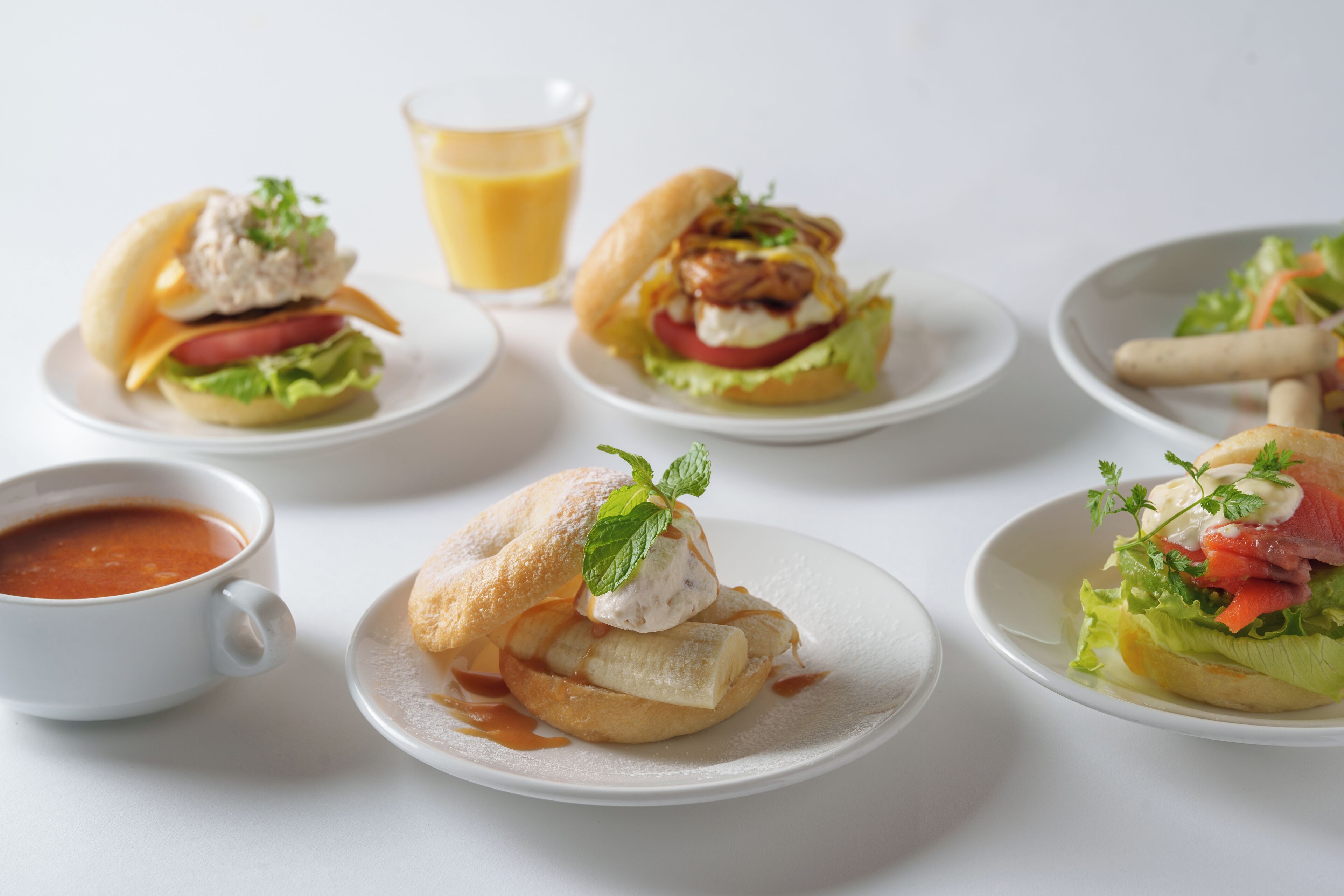 daily buffet breakfast (jpy 1200 per person)