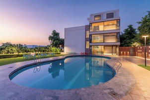 Utomhuspool