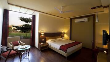 Standard Deluxe Room | Memory-foam beds, in-room safe, individually decorated
