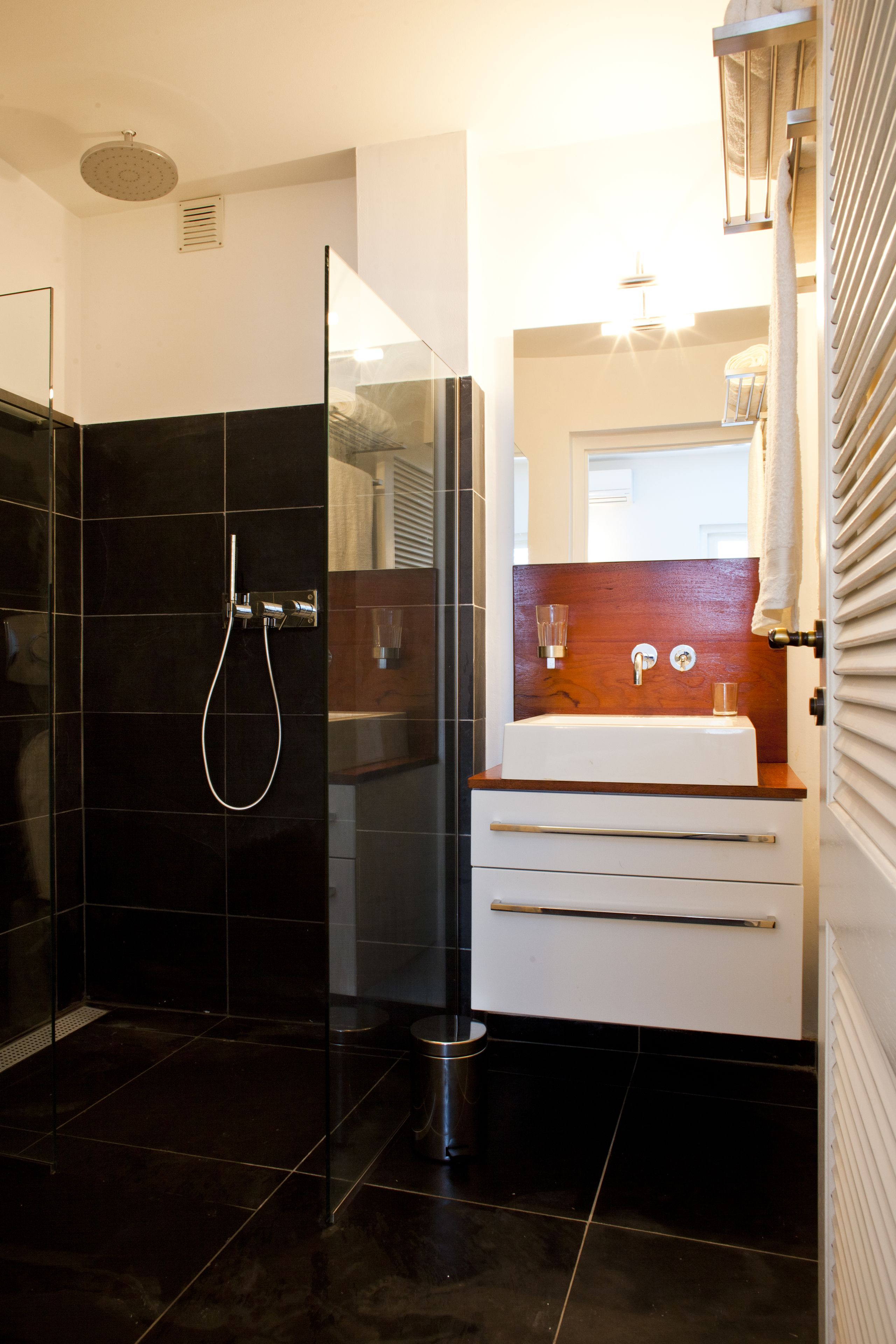 two bedroom apartment city view | bathroom | shower, rainfall showerhead, free toiletries, hair dryer
