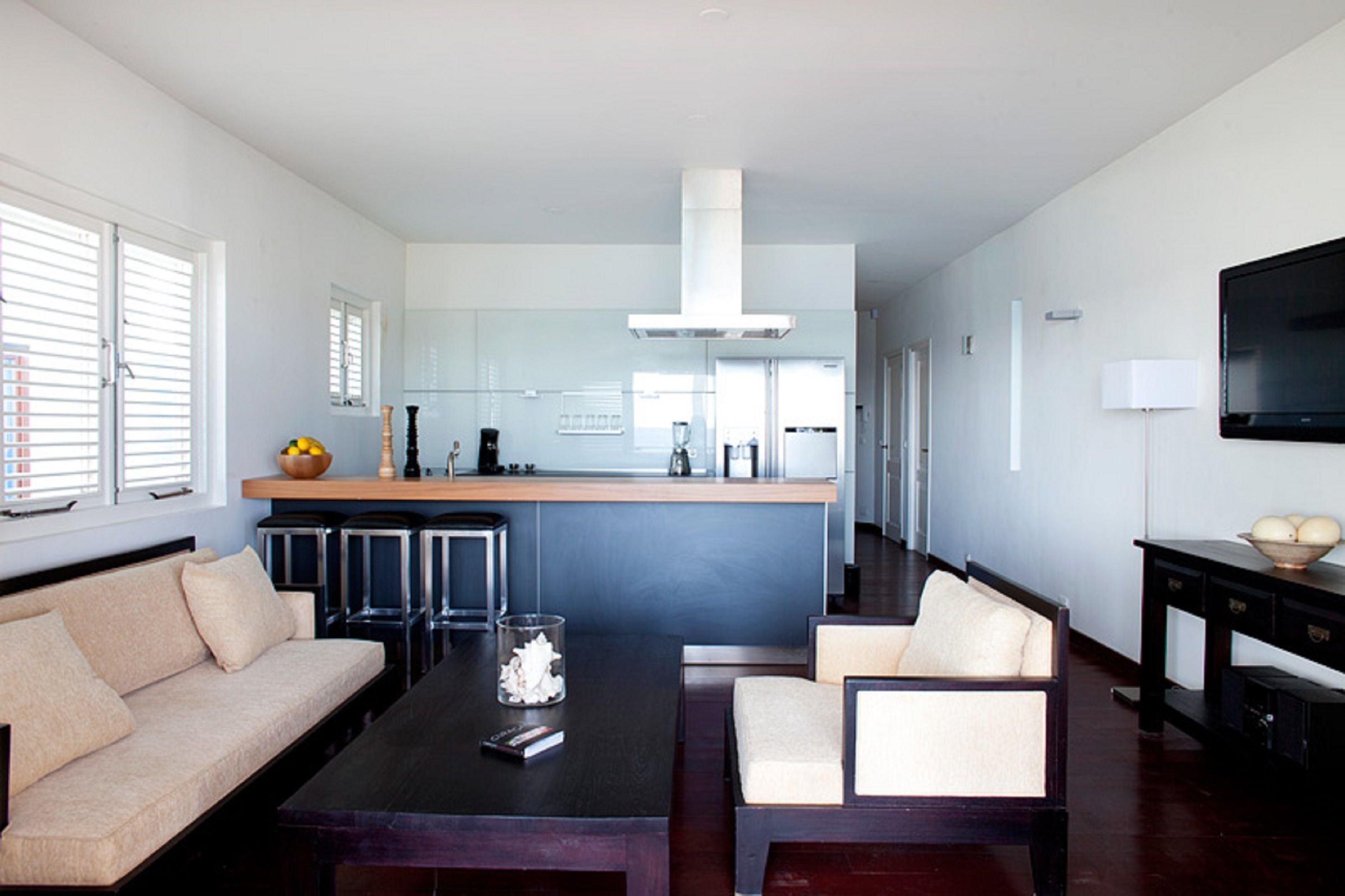 two bedroom apartment ocean view | living room | 50-inch tv with cable channels