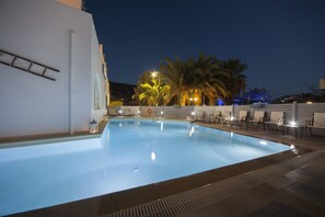 Outdoor pool, pool umbrellas, pool loungers