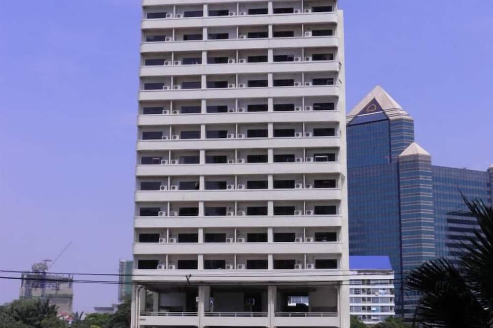 Poonchock Mansion