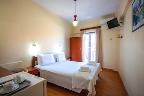 Double or Twin Room, Partial Sea View | Iron/ironing board, bed sheets - Lucia Hotel (Chania)