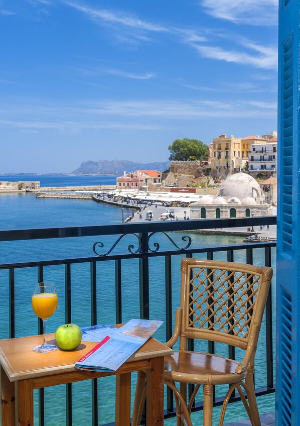 Balcony - Lucia Hotel (Chania)