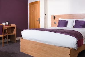 Superior Room, 1 Double Bed with Sofa bed | In-room safe, desk, soundproofing, free WiFi - Fox Connaught (London)