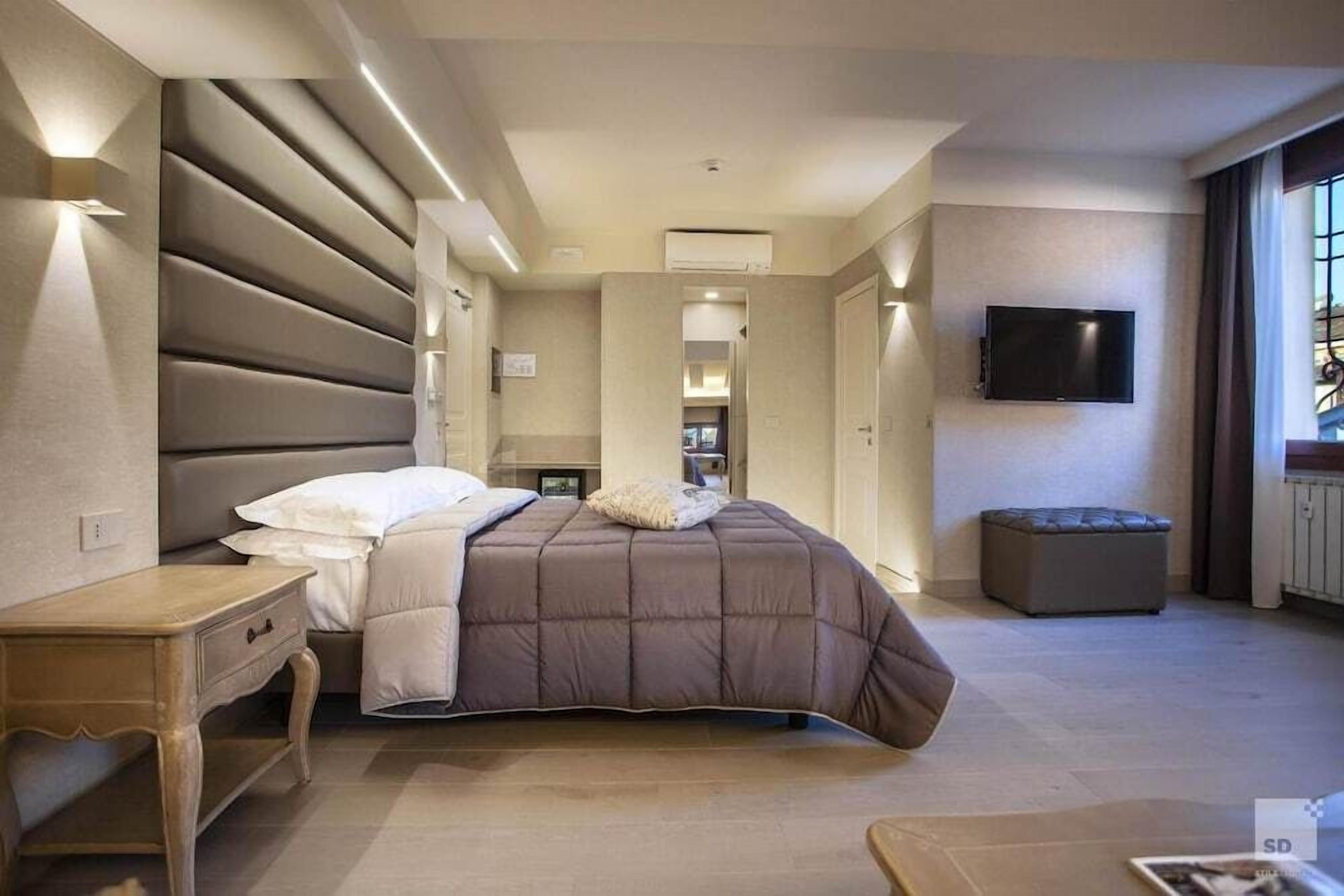 Minibar, in-room safe, blackout curtains, free cots/infant beds