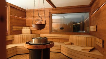 Couples treatment rooms, sauna, hot tub, steam room, body treatments