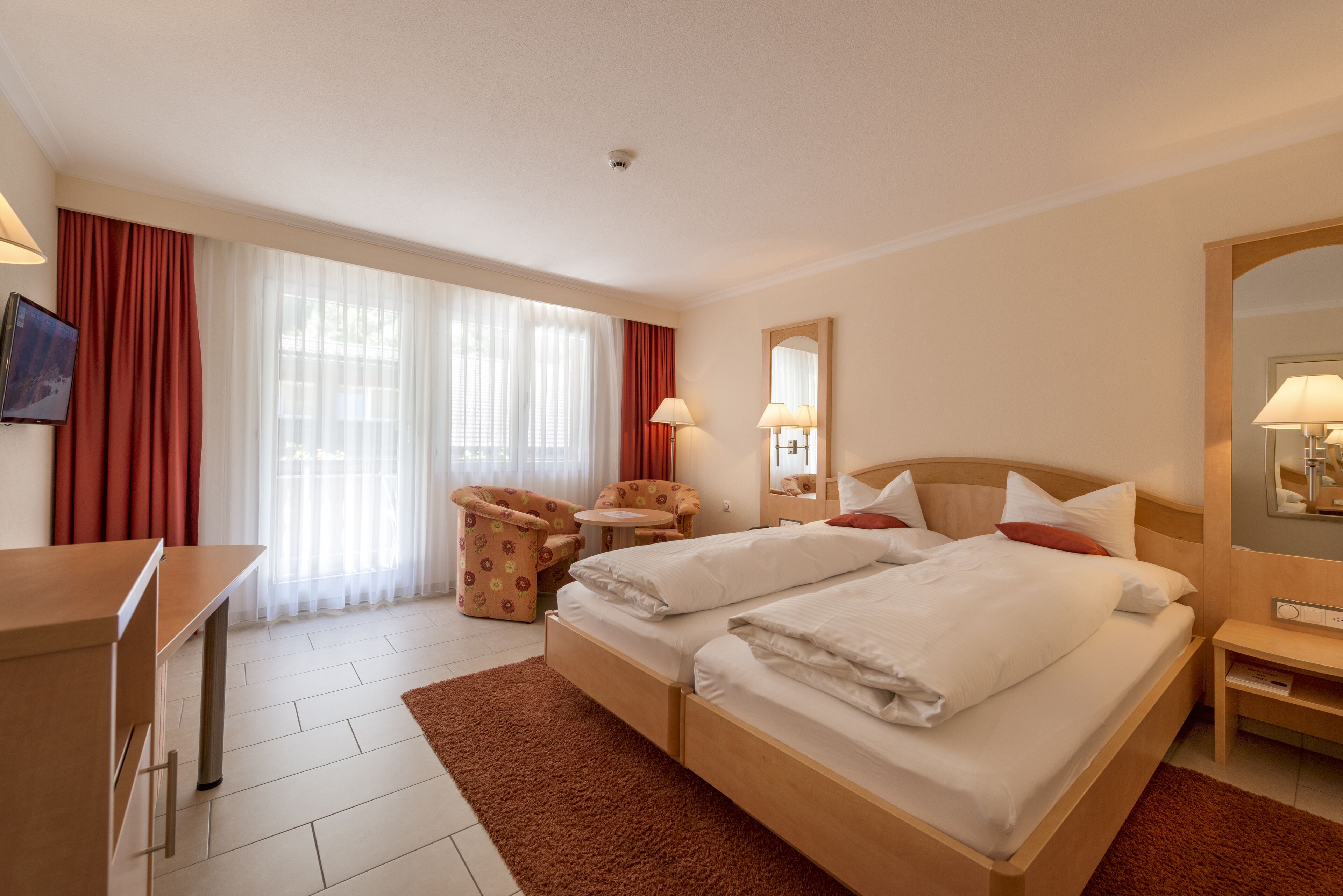 double room | premium bedding, minibar, in-room safe, desk