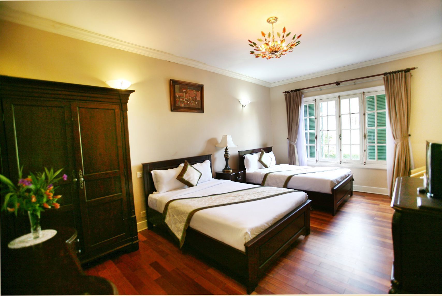 Minibar, in-room safe, desk, blackout drapes