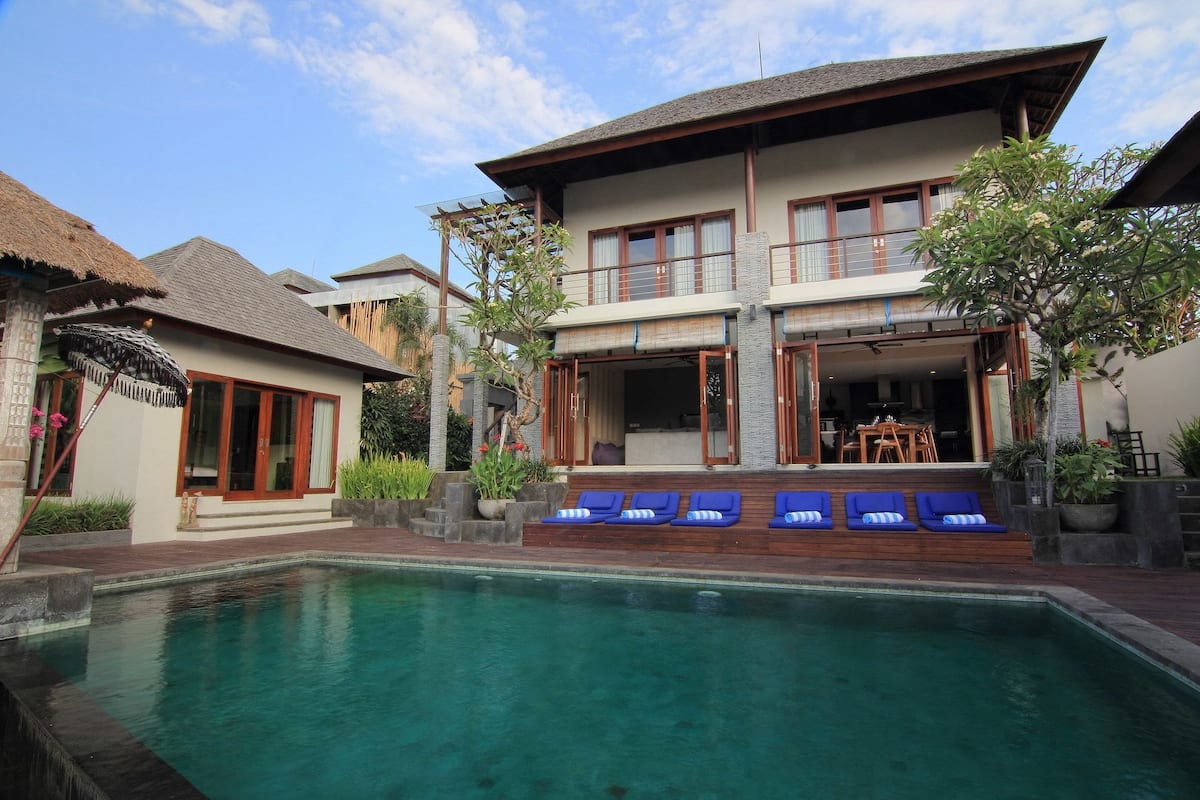4 Bedroom Private Pool Villa Toba | Outdoor pool