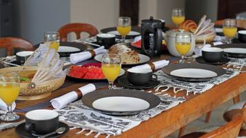 Free daily breakfast