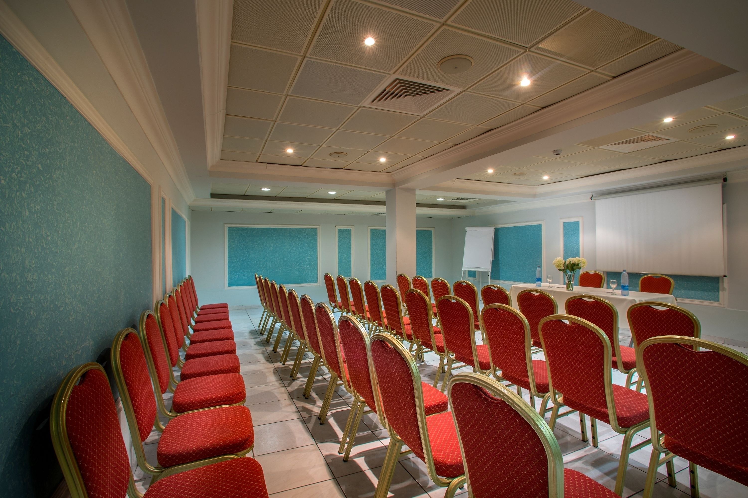 Photo - Kapetanios Limassol Hotel