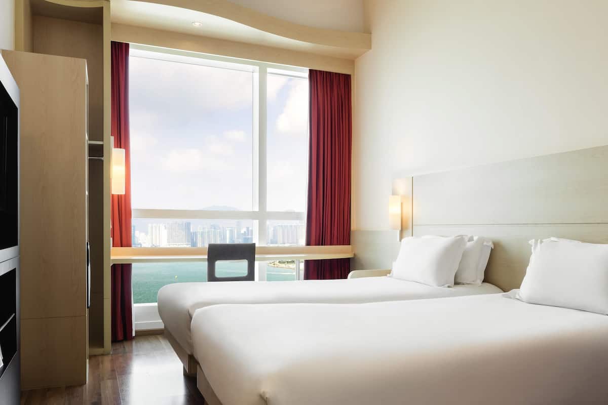 In-room safe, desk, laptop workspace, blackout curtains