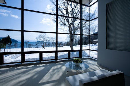Room. L Hotel DU LAC