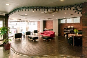 ล็อบบี้เลานจ์