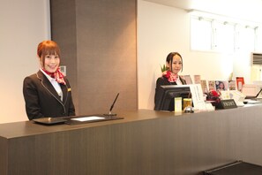 Reception - Frame Hotel Sapporo (Sapporo)