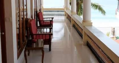 Beach Florra Inn