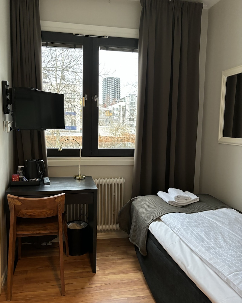 Hotell Esplanad Växjö AB by null