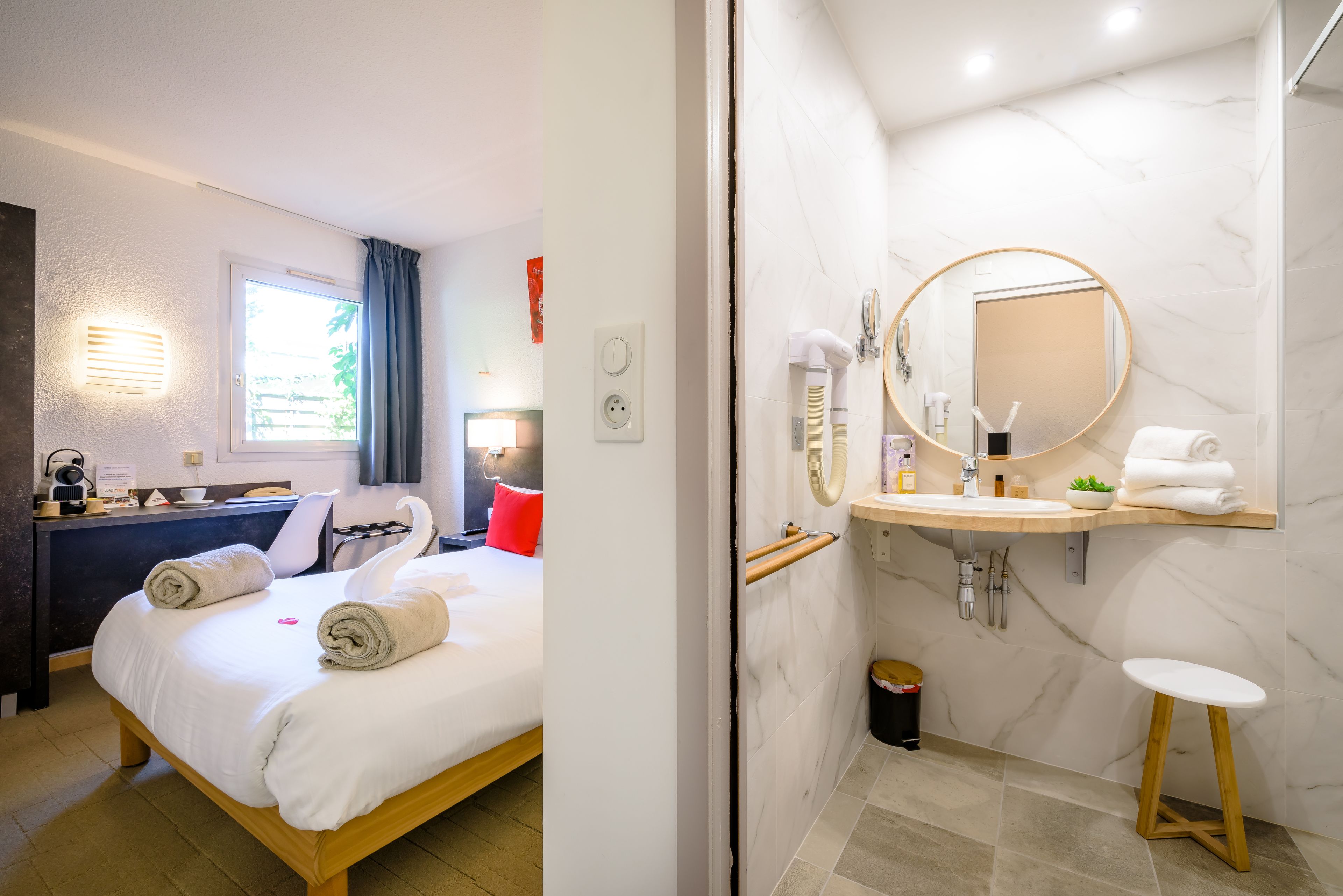 double room | premium bedding, minibar, desk, soundproofing