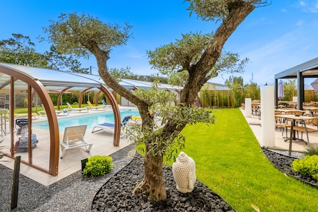 Twin Room | Premium bedding, minibar, desk, soundproofing